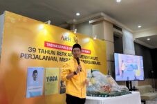 Wakil Ketua Umum DPP AMPI (Dewan Pimpinan Pusat Angkatan Muda Pembaharuan Indonesia)