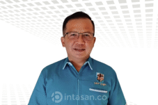 Pencampuran etanol dengan bensin