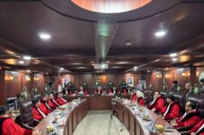 Sidang 5 Anggota DPR RI