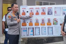 Kapolrestabes Medan, Kombes Pol Jean Calvijn saat konferensi pers perdagangan bayi di tempat kejadian perkara, Medan, Kamis (15/1/2026). Foto: Amar Marpaung/kumparan