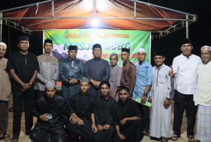 Bupati Ibas buka bersama di Masjid Quba Luwu Timur
