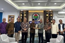 Bupati Irwan Temui Meteri Desa PDT RI