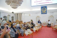 Wabup Lutim Hadiri Pertemuan dengan Komisi II DPR RI