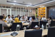 Pemkab Luwu Timur Siapkan Regulasi Penataan Danau Matano