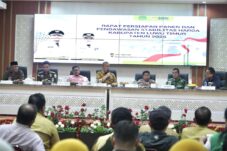 Bupati Luwu Timur Pimpin Rapat Persiapan Panen 2026
