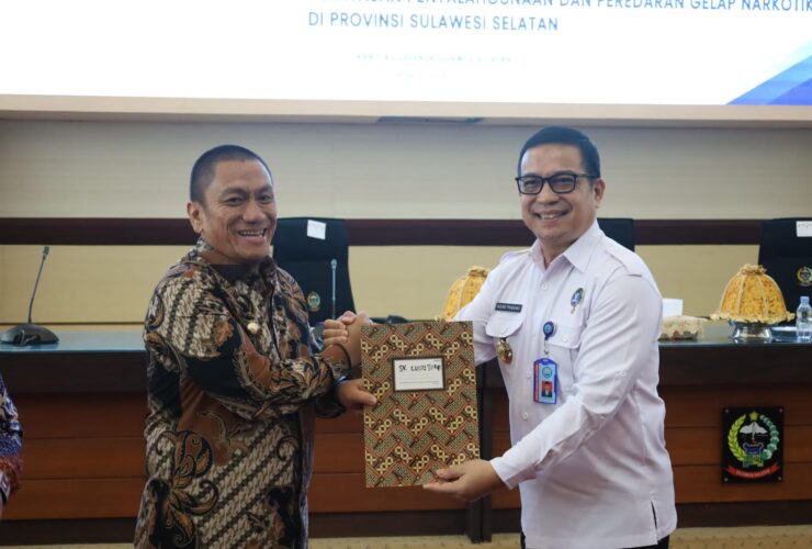 Bupati Luwu Timur Serahkan SK ULT P4GN