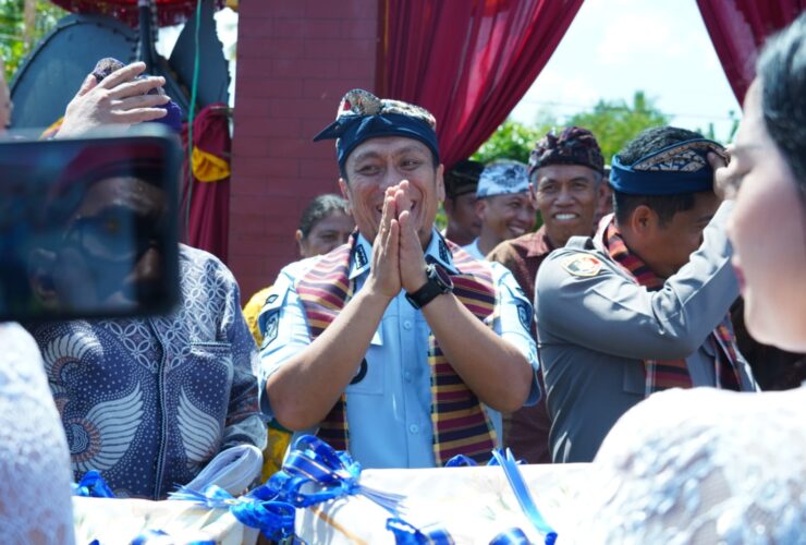 Bupati Luwu Timur Hadiri Dharma Santi Nyepi 1948