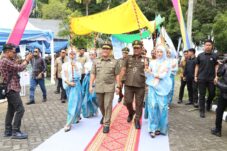 Bupati Lutim Hadiri Paripurna HUT ke-27 Luwu Utara