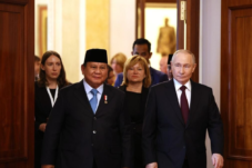 Prabowo Jajaki Kirim WNI Ikuti Program Kosmonaut Rusia