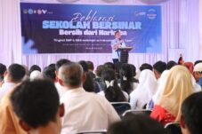 Bupati Luwu Timur Tegaskan Perang Melawan Narkoba Lewat Deklarasi Sekolah Bersinar