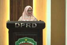 Wabup Luwu Timur Sampaikan Jawaban Bupati atas Pandangan Fraksi soal Penyertaan Modal Perumdam Waemami