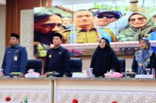Bupati Irwan Lantik 62 Pejabat Pemkab Luwu Timur