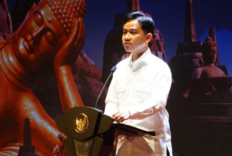 Gibran Sampaikan Salam dan Permohonan Maaf Prabowo di Puncak Waisak 2026 Borobudur