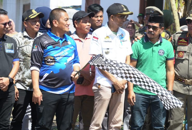 Bupati Luwu Timur Buka Balap Ojek Gabah Kalaena