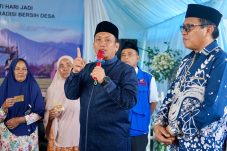 Bupati Irwan Siapkan Skema Umrah bagi Penerima Kartu Lansia