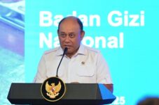 Presiden Prabowo Copot Dadan Hindayana dari Jabatan Kepala BGN