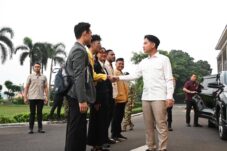 Gibran Kunjungi Lima Provinsi di Timur Indonesia